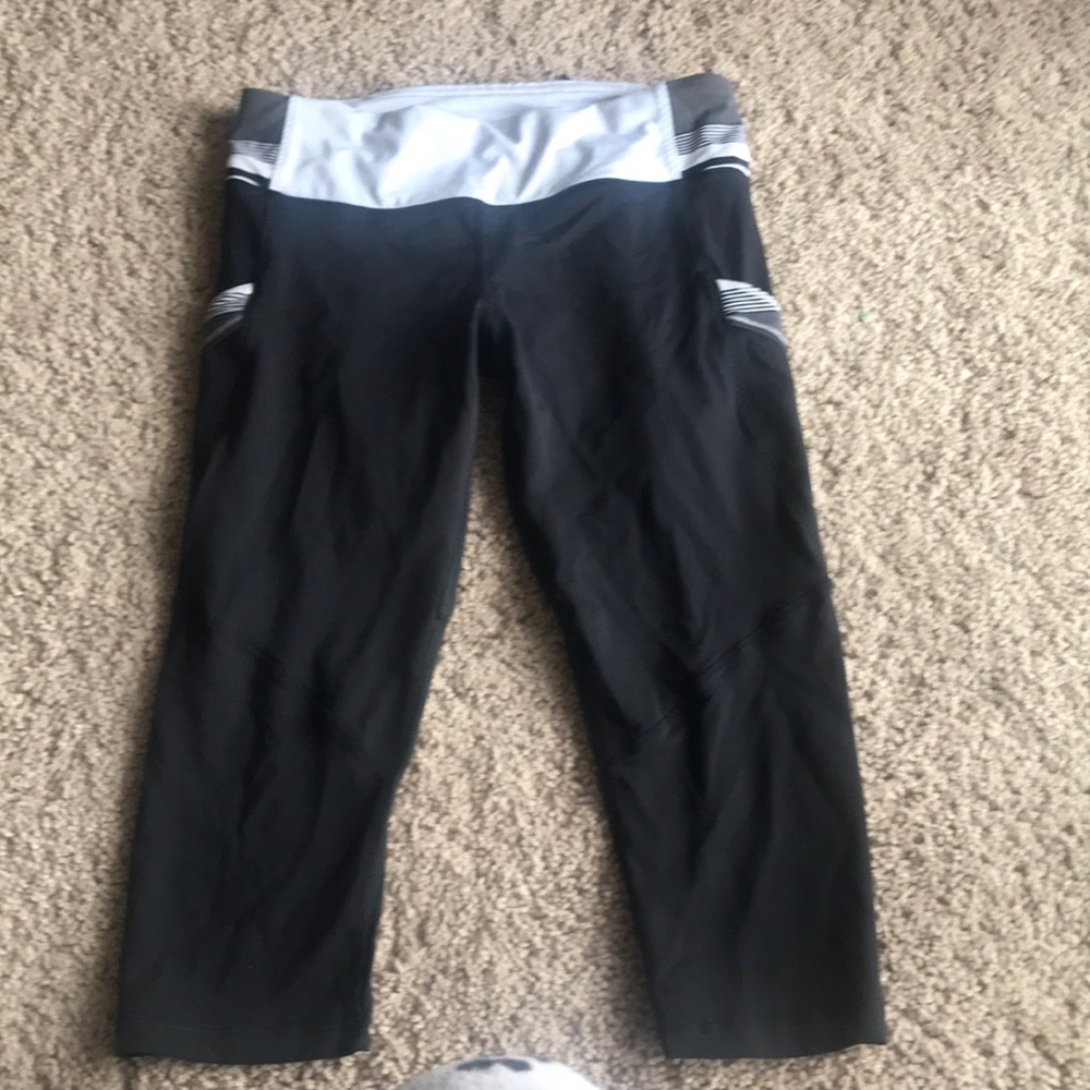 Lululemon yoga pants